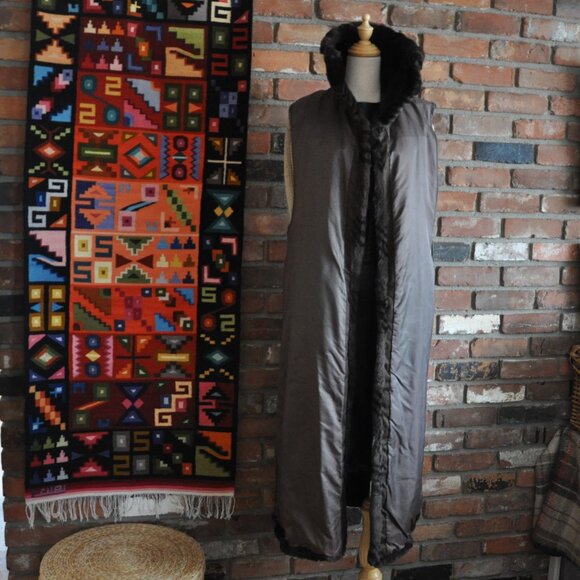 Nutria Fur  Black & Brown Plaid Long Vest, XL Collar Sleeveless Coat Duster S - Picture 14 of 15